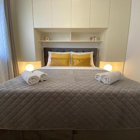 Villa Pergola-Apartment Toni มลินี ภายนอก รูปภาพ