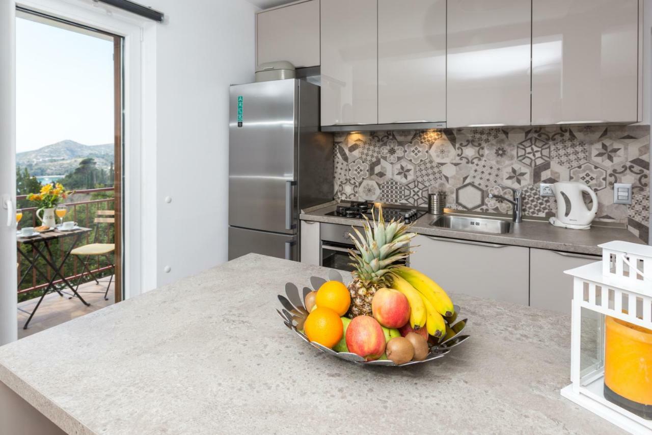 Villa Pergola-Apartment Toni มลินี ภายนอก รูปภาพ