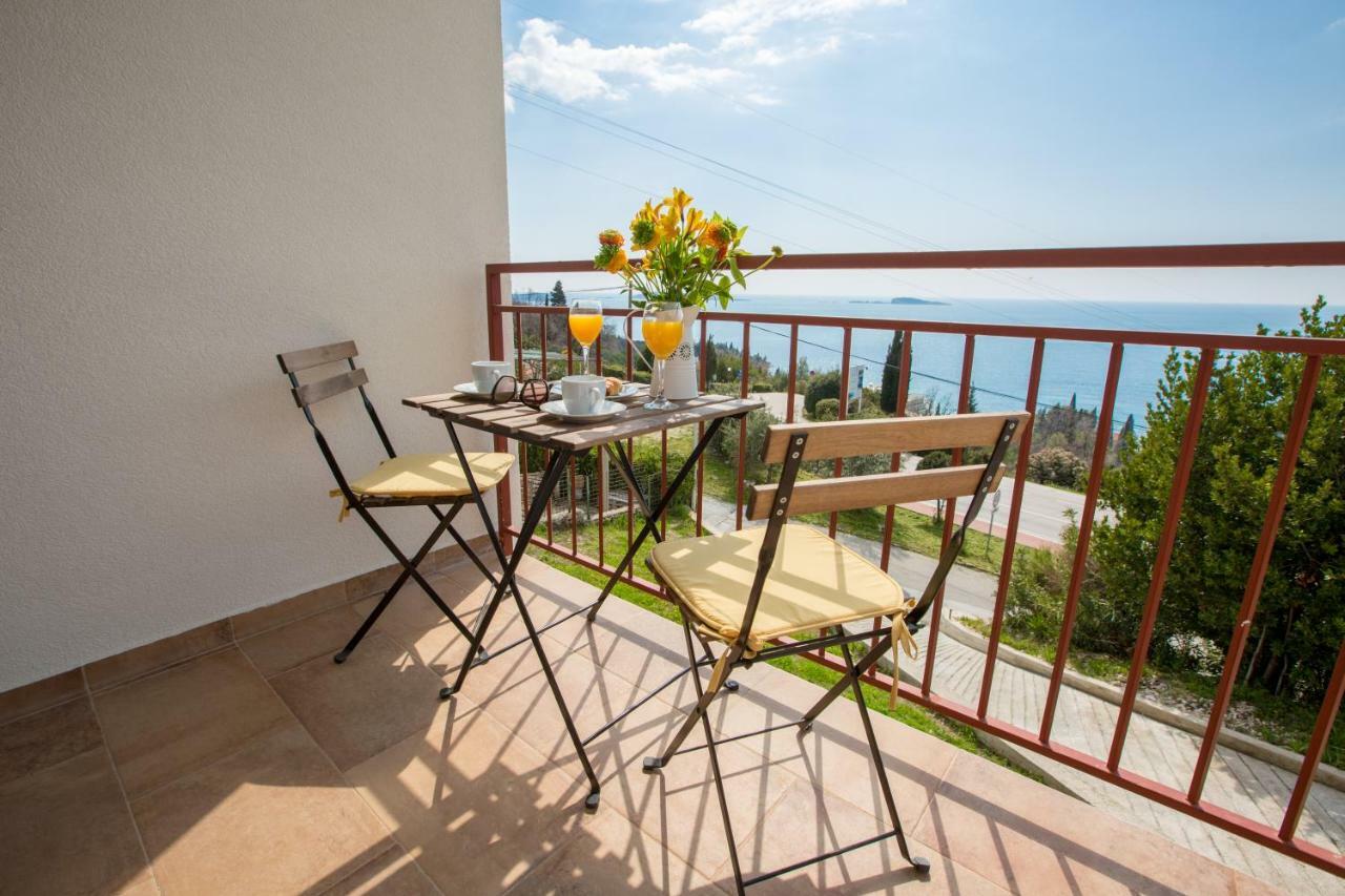 Villa Pergola-Apartment Toni มลินี ภายนอก รูปภาพ